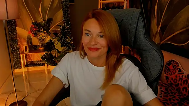 MistyBarnes online show from 10/11/25, 02:40