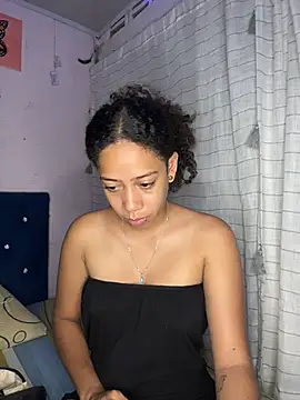 Miley and Vash online show from 10/22/25, 04:17