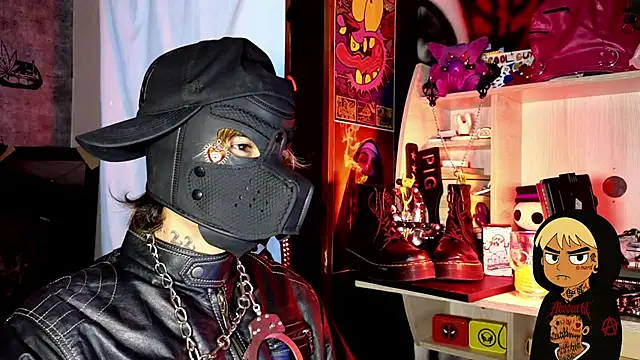 Snapshot of AcidMilo chatting on 10/12/25, 10:22 AcidMilo online show from 10/12/25, 10:22