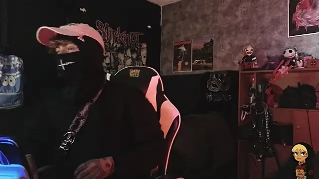 Snapshot of AcidMilo chatting on 01/06/26, 10:03 AcidMilo online show from 01/06/26, 10:03