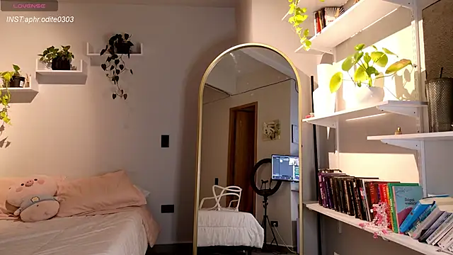 Nikol-JE online show from 09/26/25, 10:05