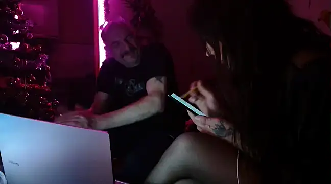 TransandBoy online show from 12/25/24, 04:33