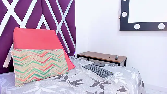 SEJMET LOVE  online show from 02/04/26, 09:21