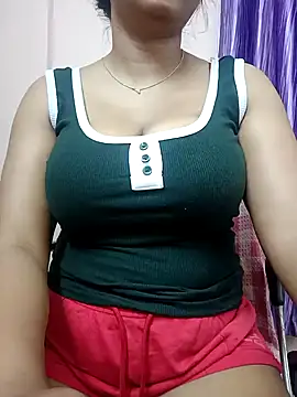 Snapshot of Nia__09 chatting on 02/11/25, 06:11 Nia 09 online show from 02/11/25, 06:11