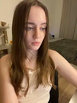 malyshhka online show from 12/15/24, 08:04