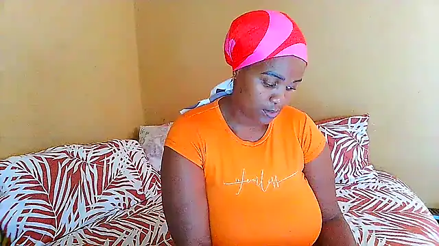 Snapshot of Charlie-Crawford chatting on 03/17/25, 02:23 Charlie-Crawford online show from 03/17/25, 02:23