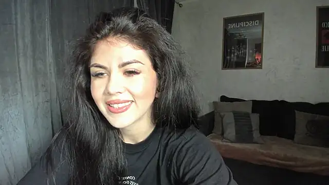 LoveYou28 online show from 06/05/26, 06:46