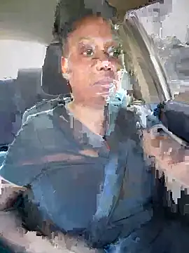 1Topgyal online show from 10/02/25, 12:52