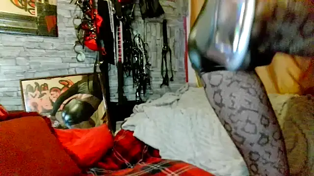 dominatrixredsonyja online show from 01/17/26, 03:48