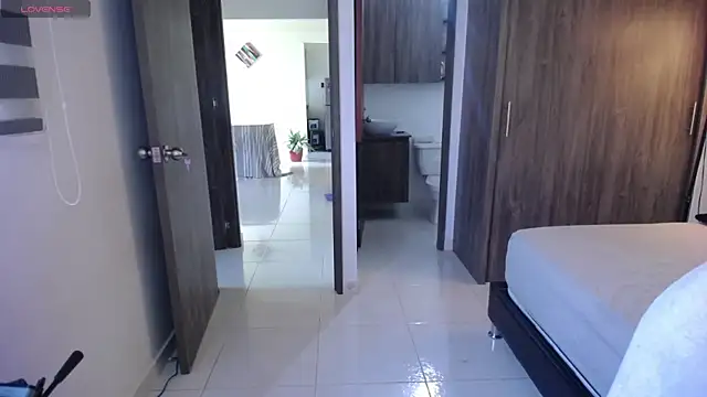 amyharlow 1 online show from 04/10/26, 02:02