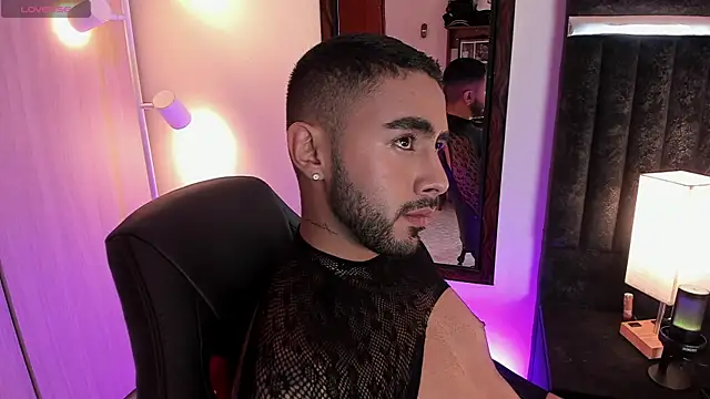 ItsMeEros online show from 11/05/25, 11:30