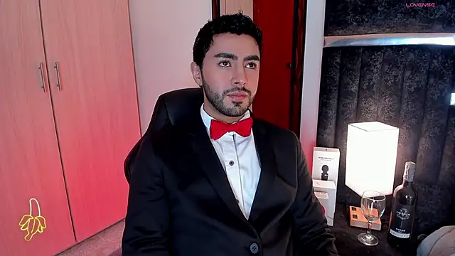 Snapshot of ItsMeEros chatting on 02/14/25, 10:04 ItsMeEros online show from 02/14/25, 10:04