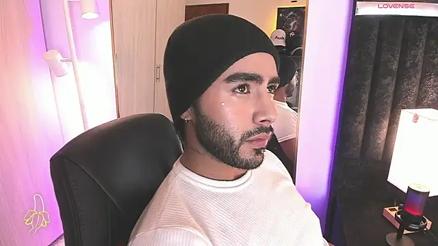 ItsMeEros online show from 03/26/26, 10:18