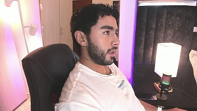 ItsMeEros online show from 02/18/26, 10:50