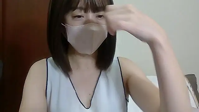 aoi2011 online show from 10/10/25, 09:15