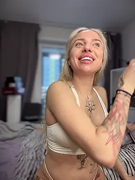 pinkstar  online show from 11/09/25, 03:54