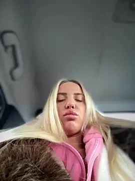 pinkstar  online show from 11/08/25, 04:49