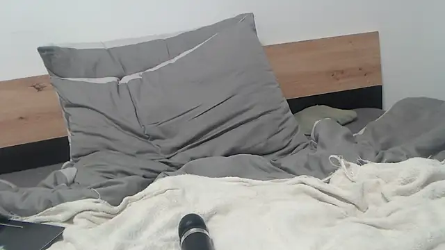 fuckable milf online show from 02/18/25, 03:52