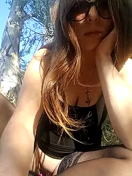 dolcehelena993 online show from 10/24/25, 08:35