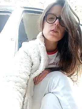 dolcehelena993 online show from 11/07/25, 09:58