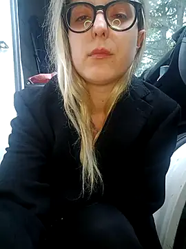 dolcehelena993 online show from 03/06/26, 04:02