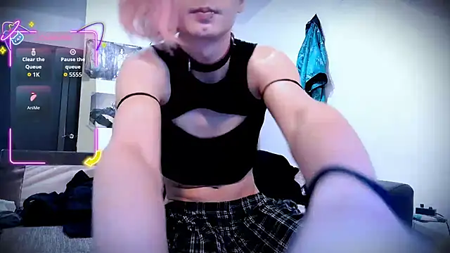Littlepinkcat online show from 09/27/25, 04:13