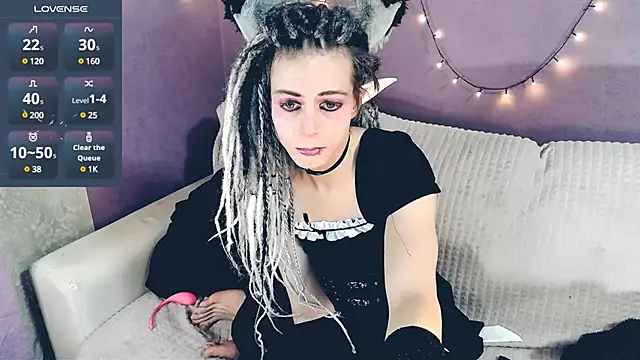 Littlepinkcat online show from 02/20/25, 01:19