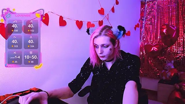 Littlepinkcat online show from 02/12/26, 07:13