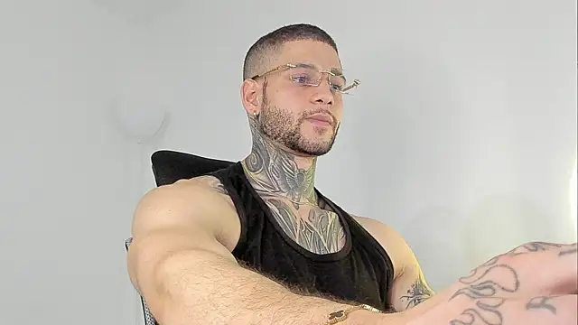  jamesleandros1 online show from 10/03/25, 01:09