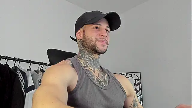  jamesleandros1 online show from 10/10/25, 07:04
