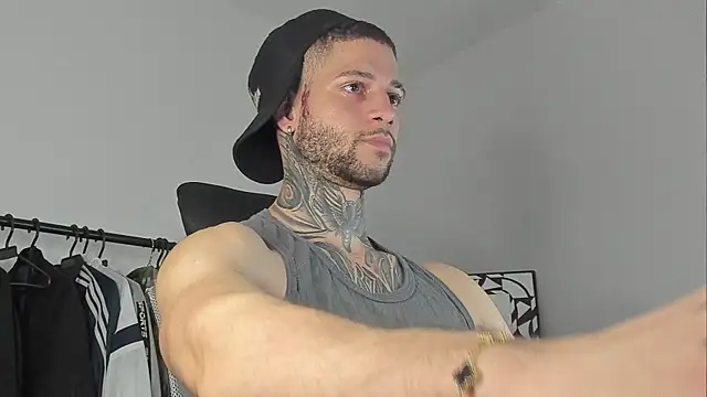  jamesleandros1 online show from 10/09/25, 10:54
