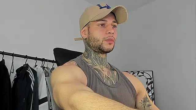  jamesleandros1 online show from 10/23/25, 03:10