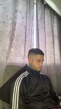  jamesleandros1 online show from 06/12/26, 01:09