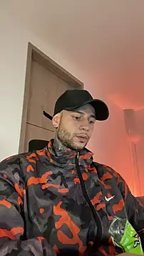  jamesleandros1 online show from 06/13/26, 02:09