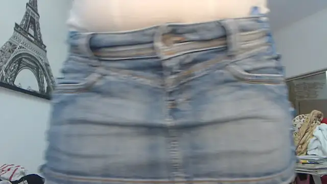 Snapshot of AnnaBellaLuckyXOXO chatting on 11/06/25, 11:58 AnnaBellaLuckyXOXO online show from 11/06/25, 11:58