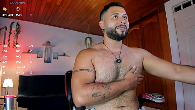 Jacon cruz  online show from 04/18/26, 02:47