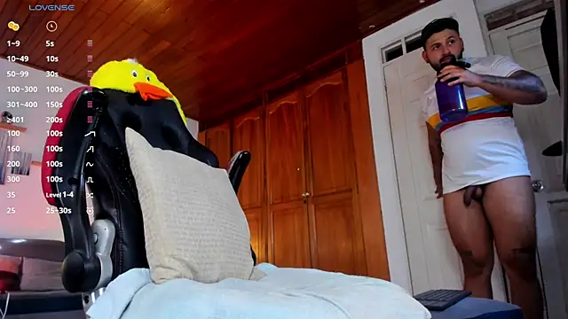 Jacon cruz  online show from 01/18/26, 08:56