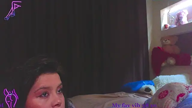 Malika uAngel online show from 11/12/25, 10:02