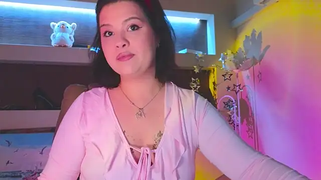 Snapshot of Malika_uAngel chatting on 09/15/25, 12:55 Malika uAngel online show from 09/15/25, 12:55