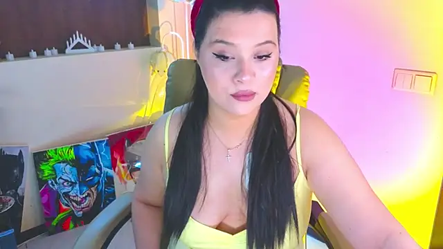 Malika uAngel online show from 05/05/26, 10:46