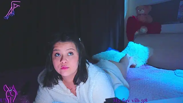 Malika uAngel online show from 11/06/25, 06:17