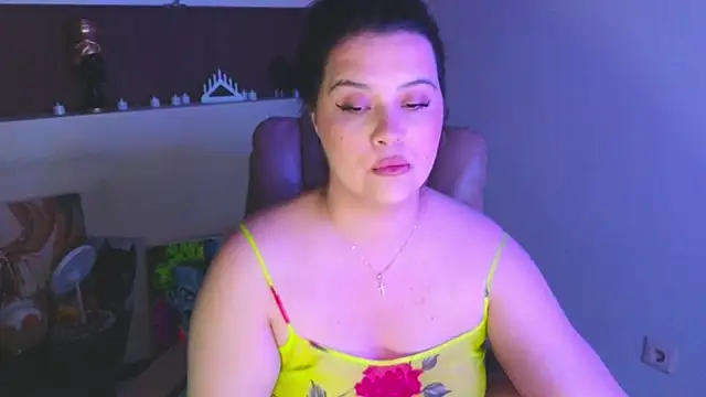 Malika uAngel online show from 05/20/26, 07:44