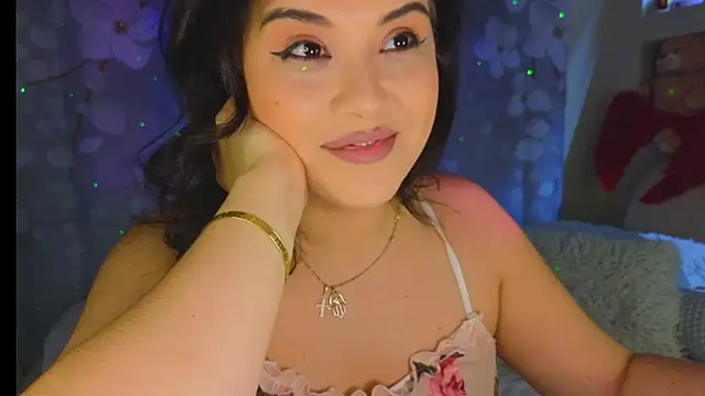 Snapshot of Malika_uAngel chatting on 03/08/25, 02:45 Malika uAngel online show from 03/08/25, 02:45