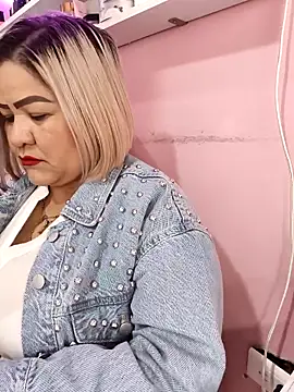 Dalessa Bigtits online show from 03/28/26, 08:32