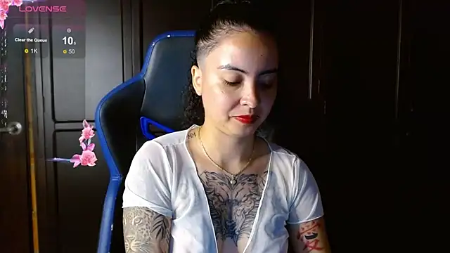 jaydensalvatore  online show from 11/03/25, 10:02