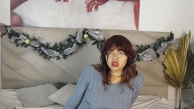 SabinaMerchetti online show from 11/30/25, 02:12