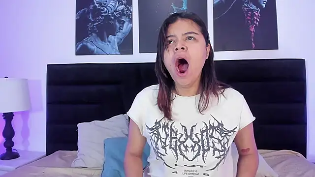 SabinaMerchetti online show from 09/22/25, 12:00