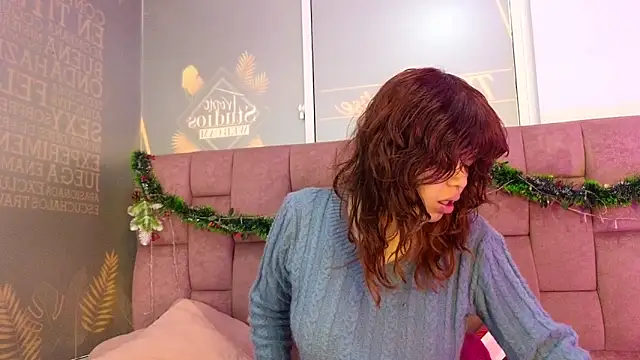 SabinaMerchetti online show from 11/30/25, 02:18