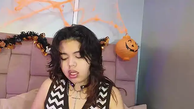 SabinaMerchetti online show from 10/22/25, 02:44