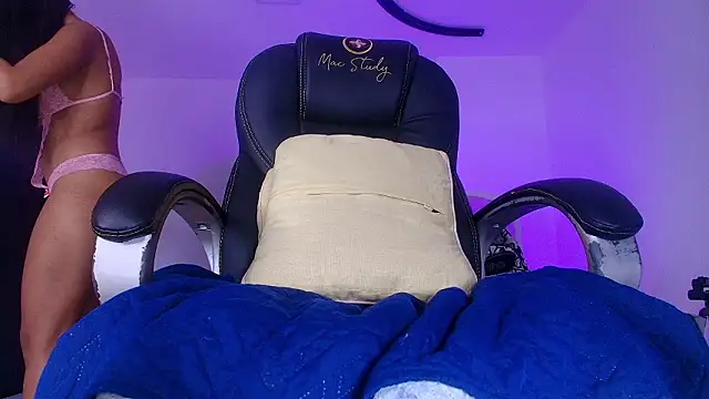 naomi kyse online show from 03/17/26, 03:09